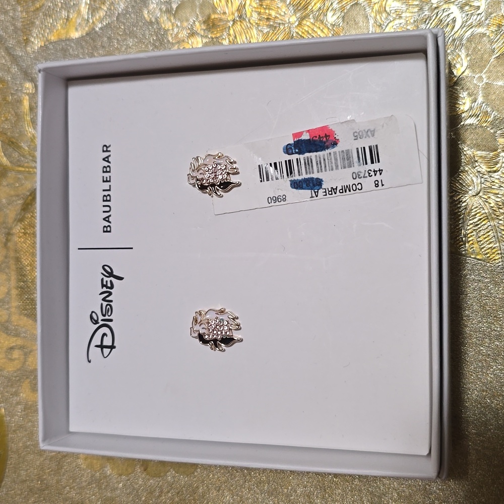 Disney x Baublebar Cruella de Vil Earrings. OS